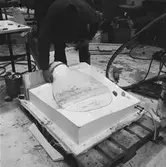 Arbete med plastprop. i plastverkst.