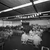 Jullunch för alla anställda i matsalen k-v nytt