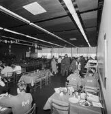 Jullunch för alla anställda i matsalen k-v nytt