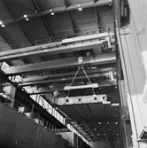 Arbete med bostadsplattformar till oljerigg och lyft till pråm för transport