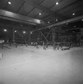 Arbete med järnvägsvagnar i hall 2