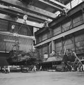 Översiktsbilder av fartyg i mellanhallen och skrovhallen