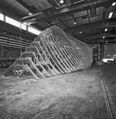 Ribbspantformen till båt nr 3 Singapore fartyget i plastverkst.