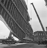 Vändning av skrovet till nyb. 437 Singapore