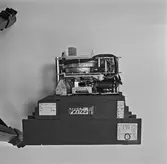 Generator och sektionsbry. och A.isometer Bender Singapore fartygen