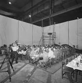 Personalen å plåt och svetsverkst. avslutningsfest