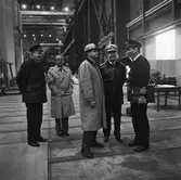 VD H. Hedman med besökande