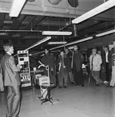 Besökande på televerkst.