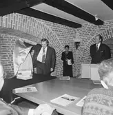 Boken om Karlskronavarvets historia avtäcks i mastkranen