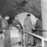 Arbetsbilder från byte av propellerblad Oscarsdockan kv-nytt