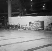 Oreda på verkstadsgolvet i plåt och svetsverkst.