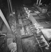 Arbetsbilder på krigsbro 48 m i plåtverkst.