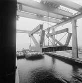 Lyft av första sektionen för transport till Verkö