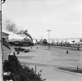 Mob. Kajen rökslinga från båtarna