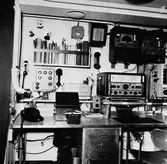 Telesekt. radiostationen Notholmen ext o int repro från färgkop.