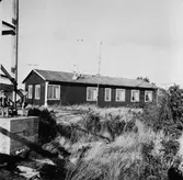 Telesekt. radiostationen Notholmen ext o int repro från färgkop.