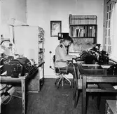 Telesekt. radiostationen Notholmen ext o int repro från färgkop.