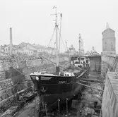 Civila fartyg i dockorna