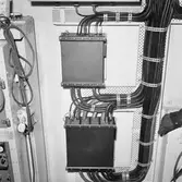 Belos bryggan och maskinrummet