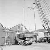 Karlskronakryssaren sjösättning och under segel ext