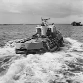 Bogserbåten passopp till sjöss