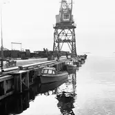 Minarbetsbåtar vid kajen