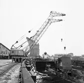 Lyft av däckhus till T 121