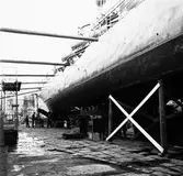 Lyft av T 124 i docka 1