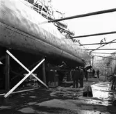 Lyft av T 124 i docka 1