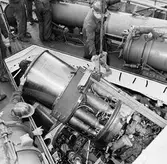 Lyft av motor från kaj till maskinrum T 126