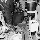 Lyft av motor från kaj till maskinrum T 126