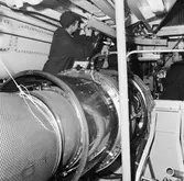 Lyft av motor från kaj till maskinrum T 126