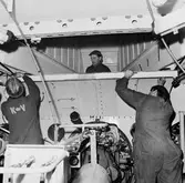 Lyft av motor från kaj till maskinrum T 126