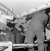 Lyft av motor från kaj till maskinrum T 126