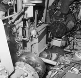 Lyft av motor från kaj till maskinrum T 126