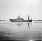 Östtyskt båt avgång från varvet