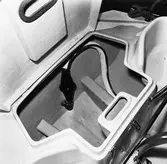 Motor ombord på segelbåten Viggen