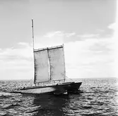 Målbåt under bogsering