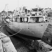 Civil båt i docka 2