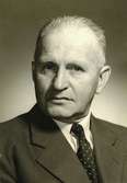 Torsten Englund (1899 - 1979), okänt årtal. Socialdemokratisk politiker i Kållered.  Många år ordförande i Kommunalfullmäktige samt rättare på Stretered.