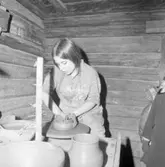 2:a Advent Skansens julmarknad. Krukmakeriet.