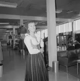 Fröken Skansen Margaretha på väg till Amerikaresan, Arlanda