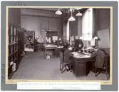 Ankommande Utrikes- och Inrikes Postpaketexpeditionen Stockholm 1.  Inrymd i 