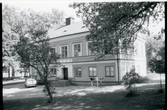 Tillberga sn, Västerås kn, Hedensberg.
Hedensbergs gård, förvaltarbostaden. 1986.