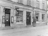 Lilienbergs tobaksaffär. Butiken låg utmed Kungsgatan.