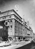 Hamngatan, Stockholm. Exteriör av Nordiska kompaniet.