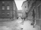 Valvgatan från Dombron, Fjärdingen i Uppsala, 1901 - 1902