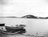 Hasslaviken vid Nederhassla, Häggeby socken, Uppland september 1912