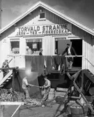 Strannes skeppshandel på Smögen.