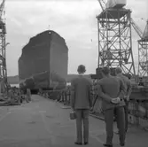 Fartyg 274 B/C Vardaas avlöpning, Johan Schreil till höger.